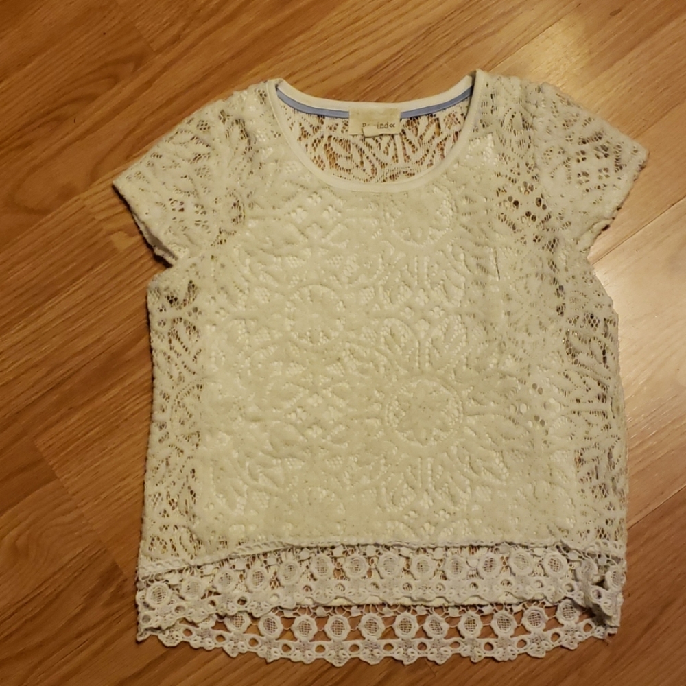 ⭐Girls Rewind Lace top size M